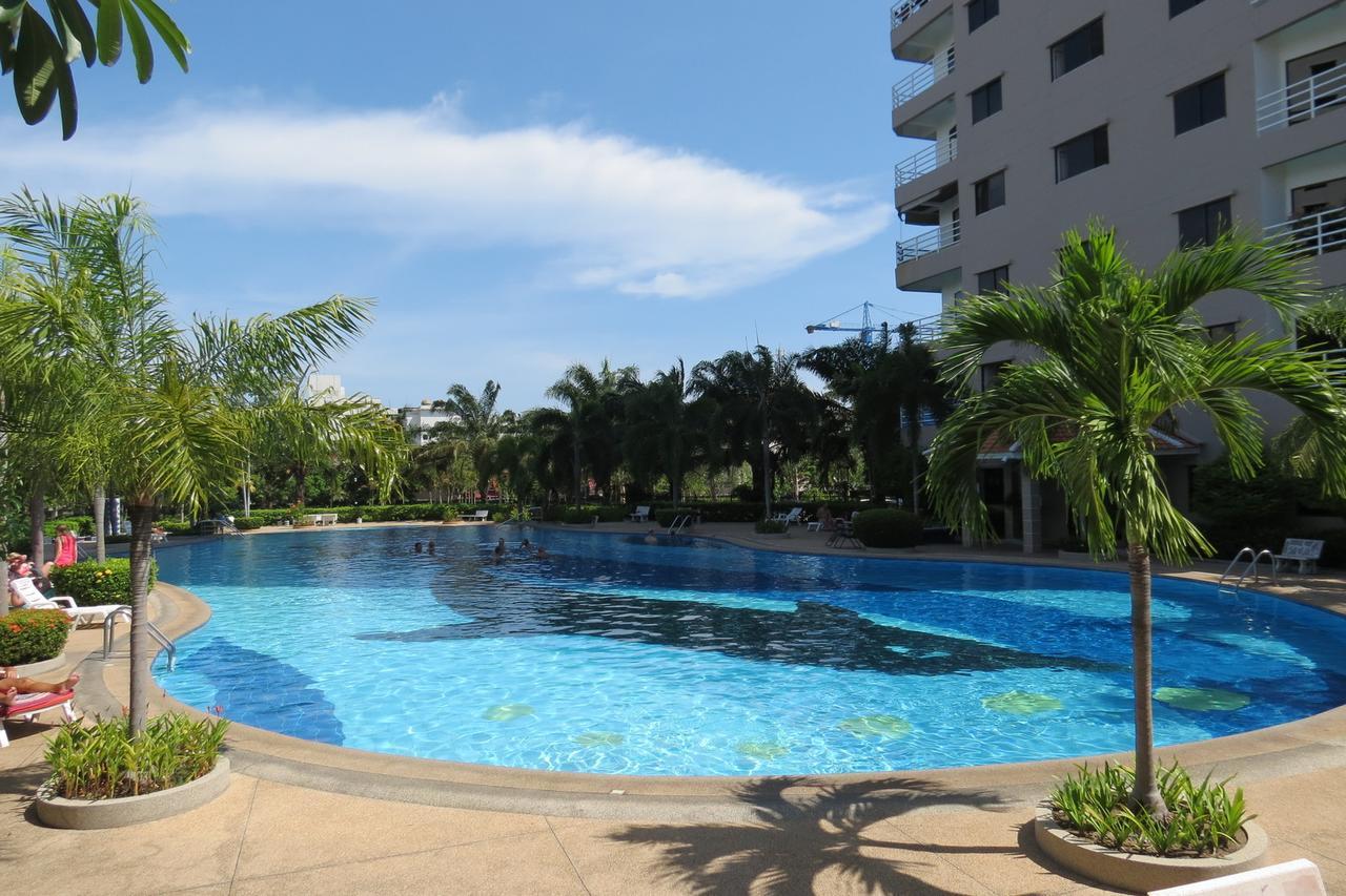 View Talay 1B Apartments Pattaya Bagian luar foto