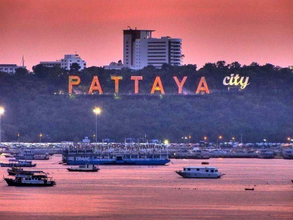 View Talay 1B Apartments Pattaya Bagian luar foto